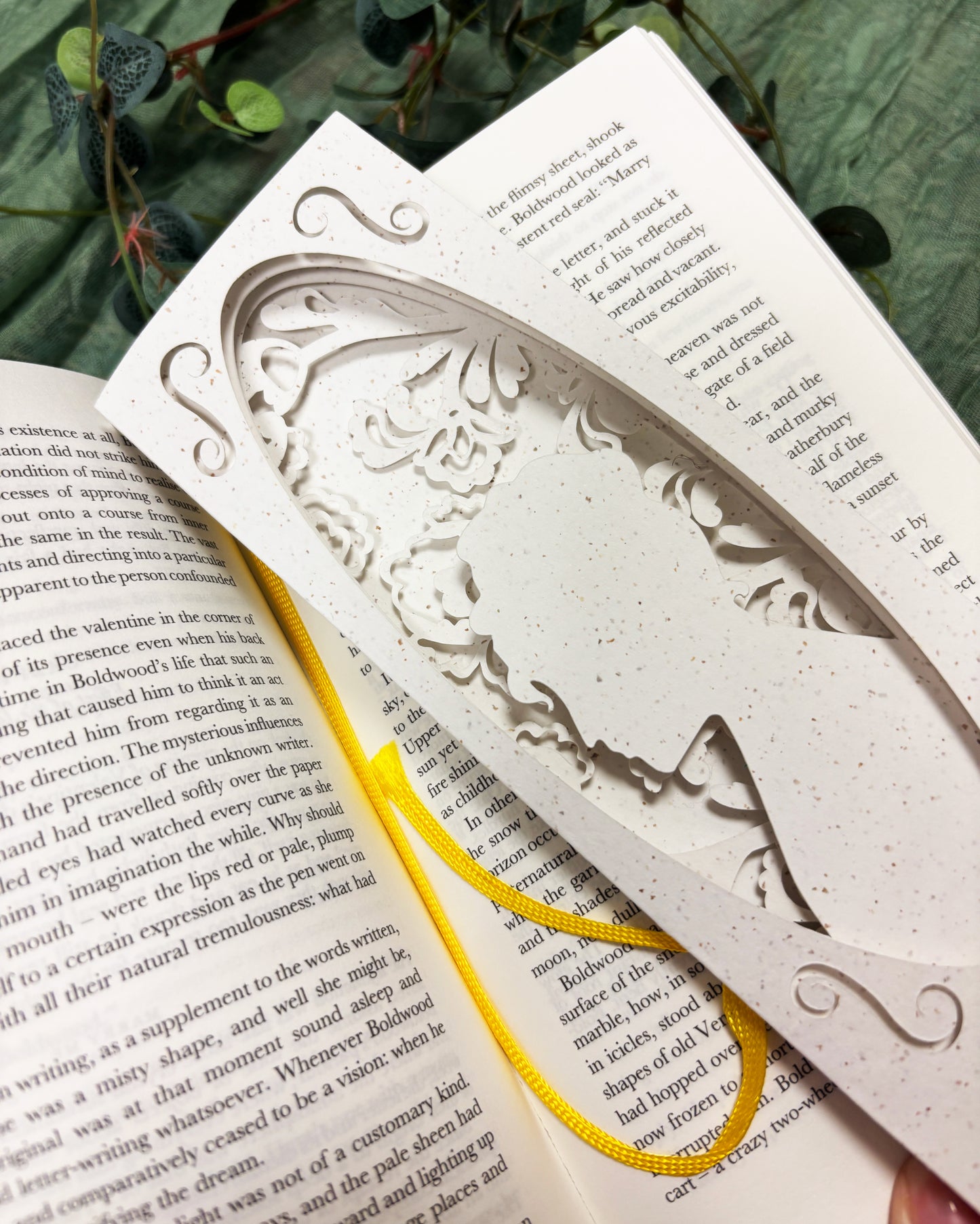 Bridgerton Inspired 3D Paper-cut Bookmark